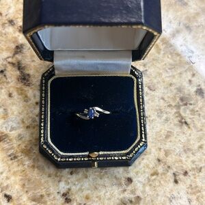 Womens Blue Star ring Size 5